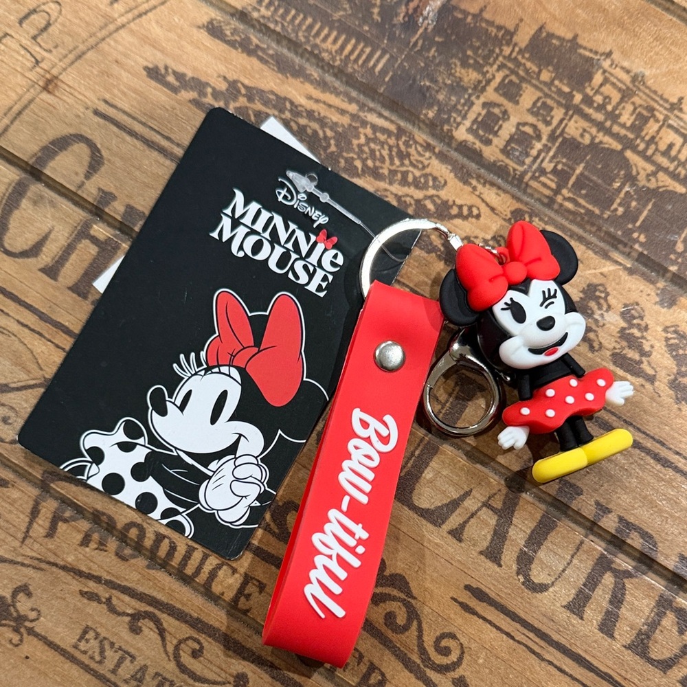 Disney Minnie Mouse Red and Black Keychain